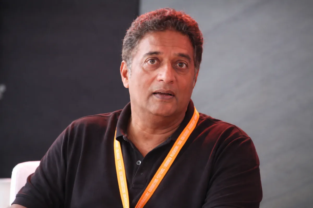 प्रकाश राज के खिलाफ केस दर्ज कराया गया:एक्टर पर भगवान राम और रामायण का मजाक उड़ाने का आरोप लगा