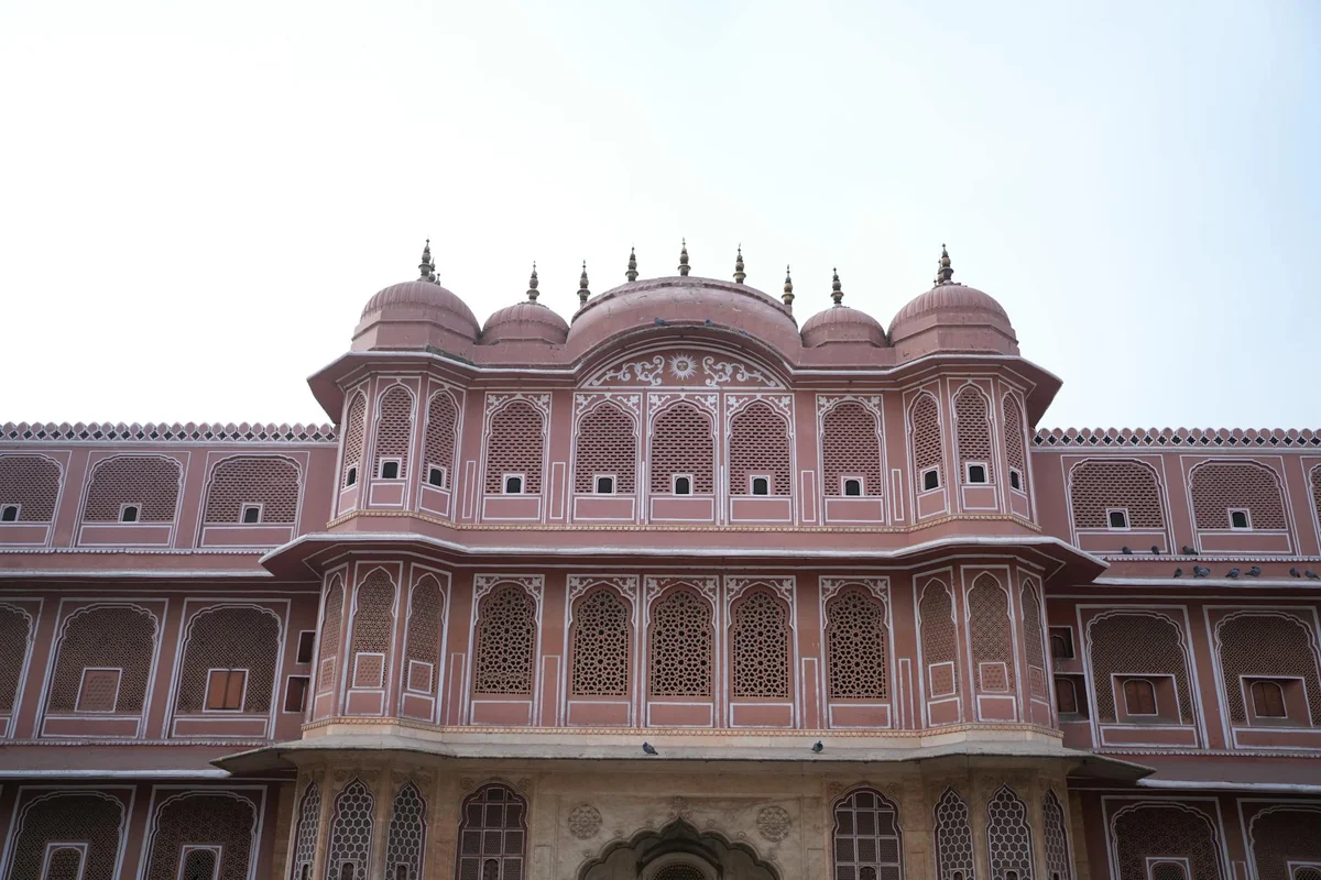 थार रेगिस्तान में ऊँट सवारी और जैसलमेर का दृश्य