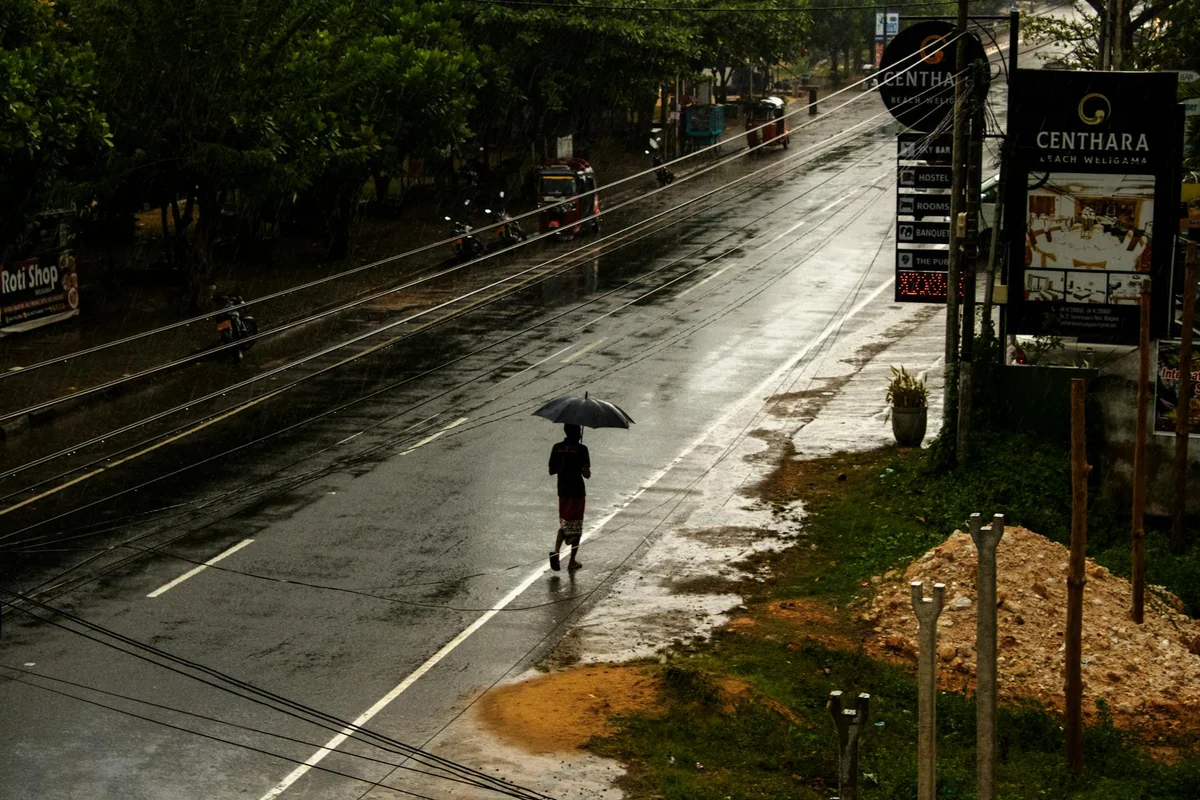 कर्नाटक: मानसून-पूर्व भारी बारिश तेज़, बेंगलुरु में आँधी और बौछारें; तटीय और मलनाड क्षेत्र में IMD का अलर्ट जारी