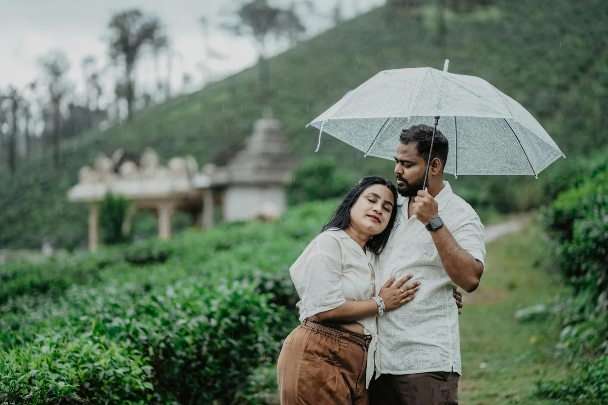 तमिलनाडु के हिल स्टेशन और धुंध भरा दृश्य