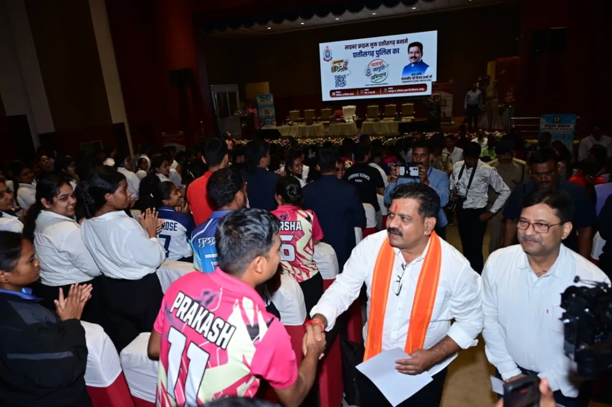 छत्तीसगढ़ में साइबर अपराधों के खिलाफ उपमुख्यमंत्री विजय शर्मा ने किया साइबर संकल्प का शुभारंभ