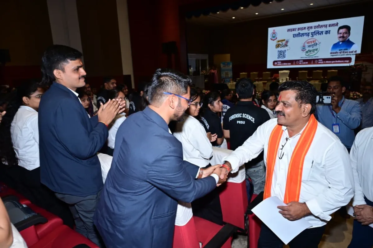 छत्तीसगढ़ में साइबर अपराधों के खिलाफ उपमुख्यमंत्री विजय शर्मा ने किया साइबर संकल्प का शुभारंभ