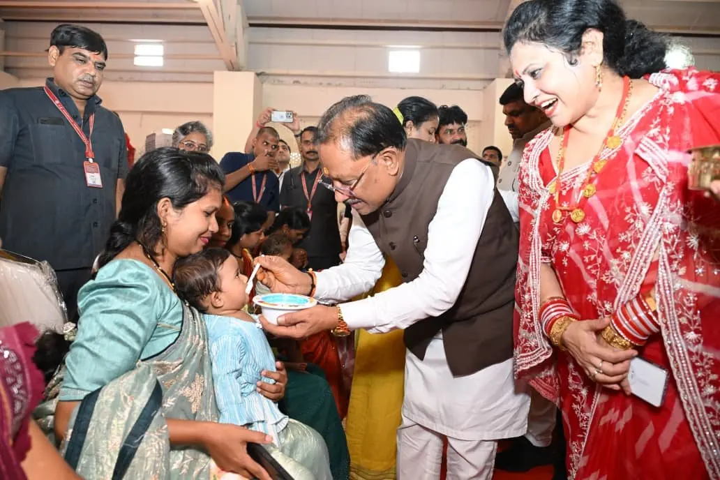 मुख्यमंत्री निवास में उमड़ा मातृशक्ति का सैलाब, विष्णु भैया के घर बहनों ने मनाया तीजा-पोरा तिहार