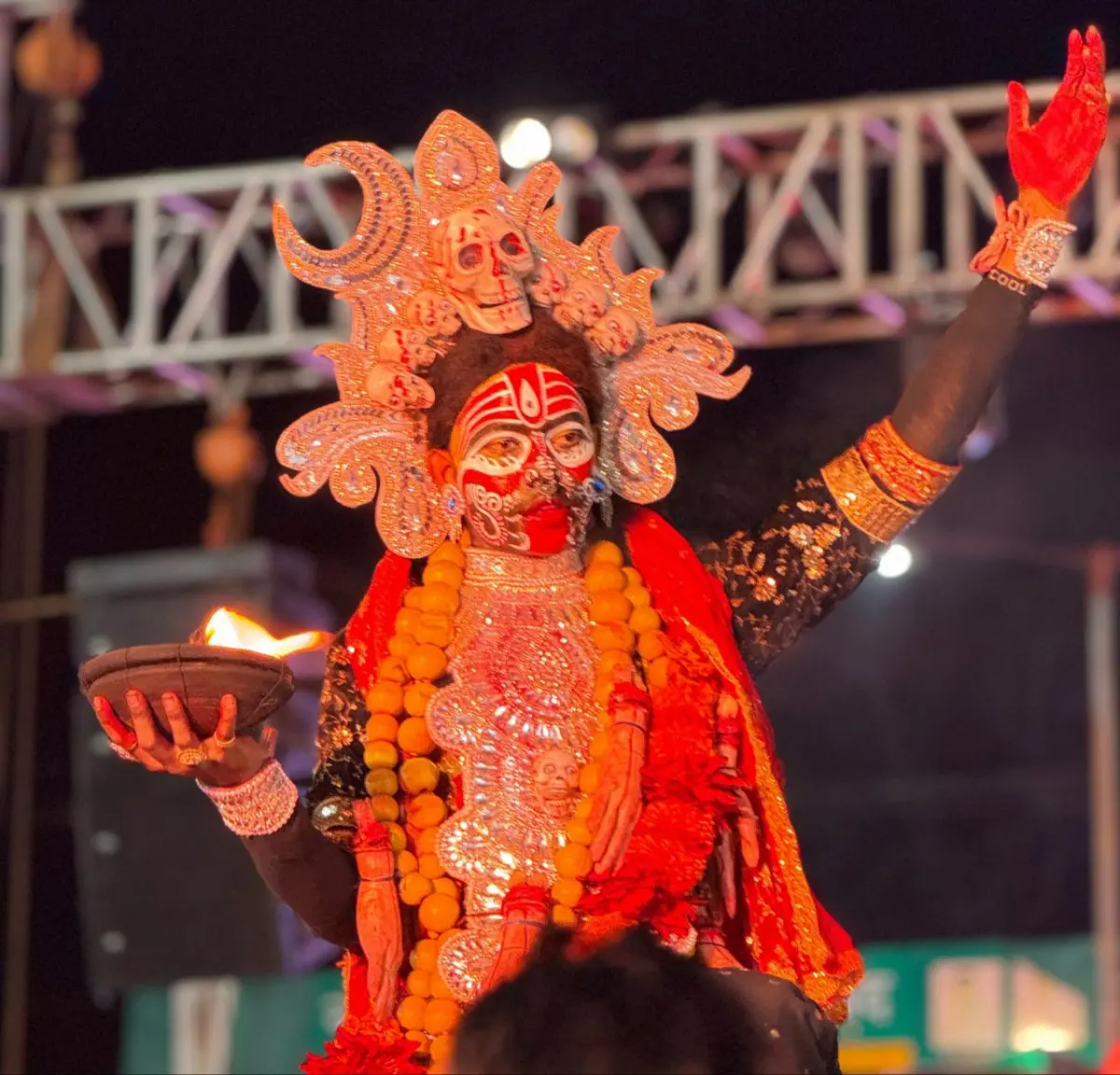 गरियाबंद के गांधी मैदान में गूंजे जसगीत और सजी मां काली की भव्य झांकी उमड़ा जनसैलाब