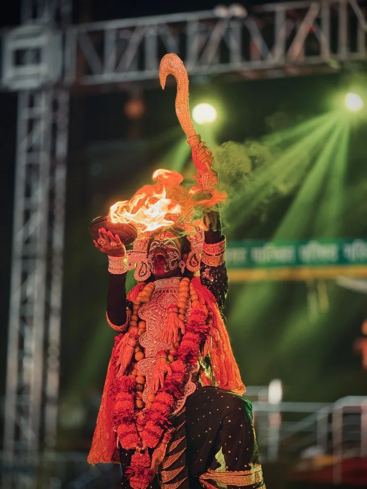 गरियाबंद के गांधी मैदान में गूंजे जसगीत और सजी मां काली की भव्य झांकी उमड़ा जनसैलाब