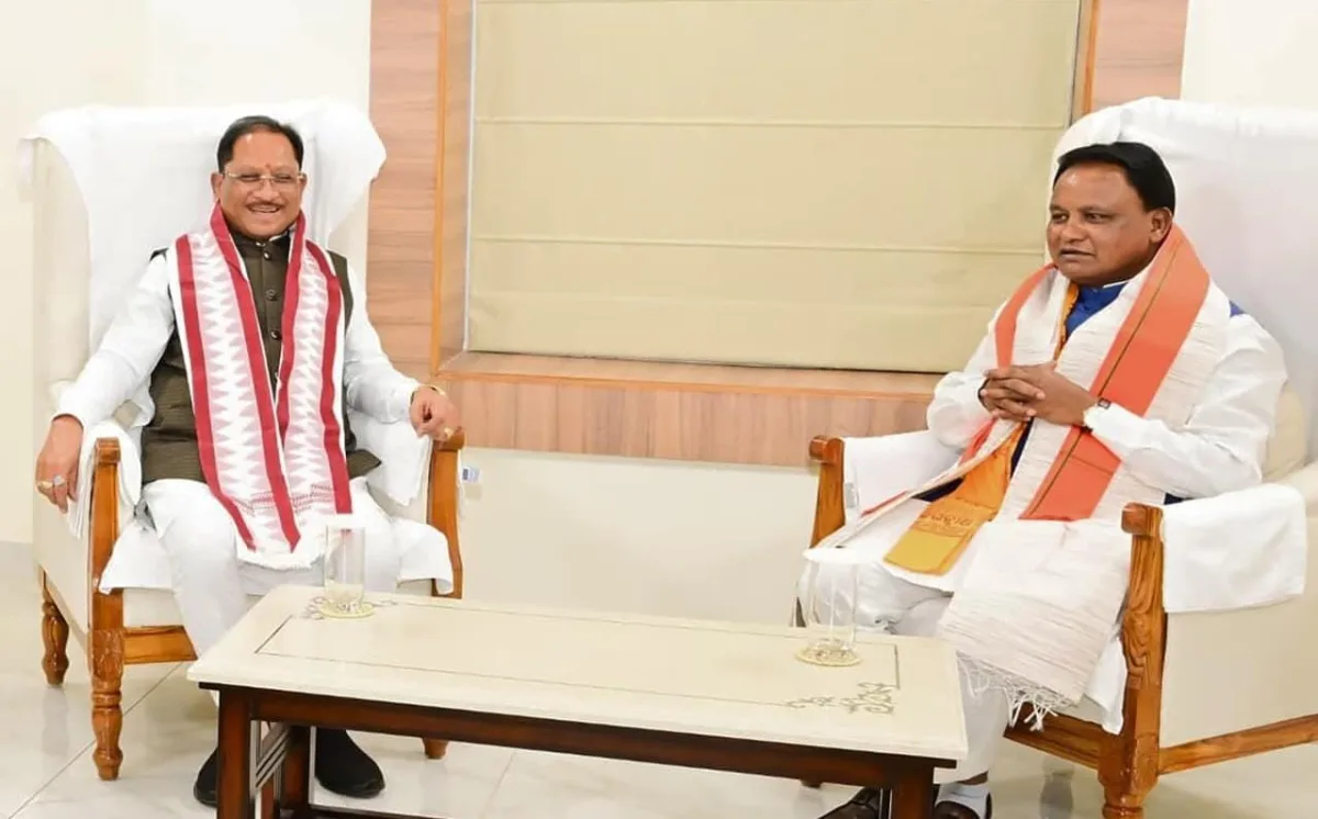 छत्तीसगढ़ और ओडिशा के बीच बढ़ेगा आपसी सहयोग, मुख्यमंत्री विष्णु देव साय ने भुवनेश्वर में की महत्वपूर्ण भेंट